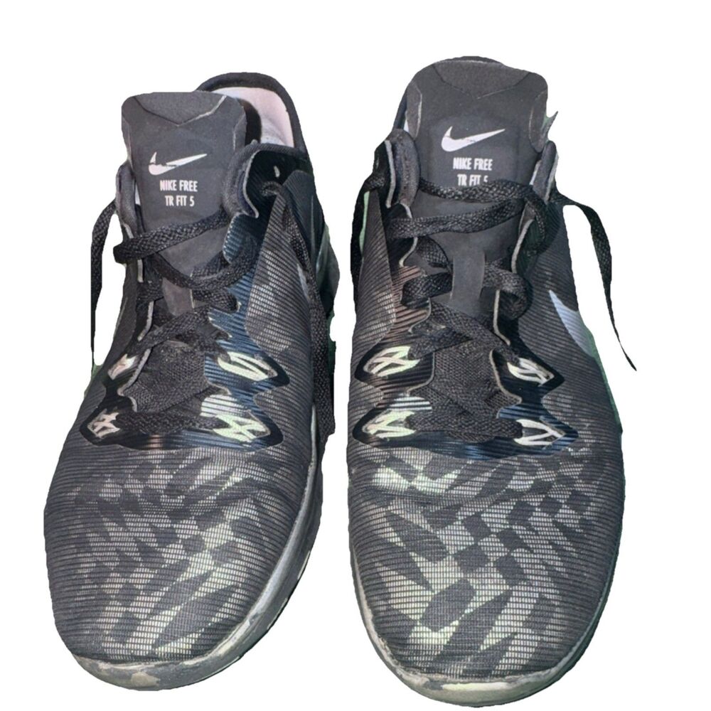 Nike Free TR Fit 5 Lightweight Geometric Sneakers Black White Gray 806277-001
